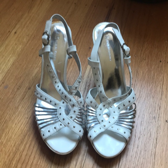 Shoes - Picture 2 of 3